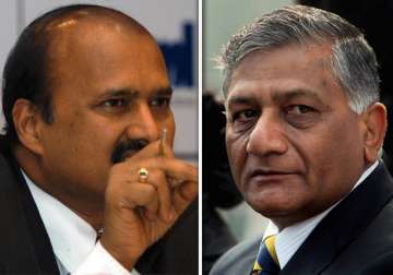 explanation sought from beml chief on notice to v k singh