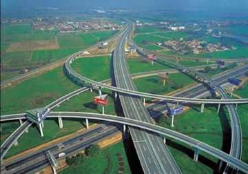 expressway projects to be completed in three years