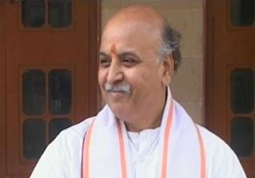 fir filed against togadia for his hate speech