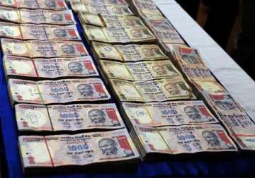 fake pre 2005 rs 500 rs 1000 notes distributed during ap municipal polls