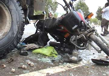 father son duo killed in road mishap three others injured