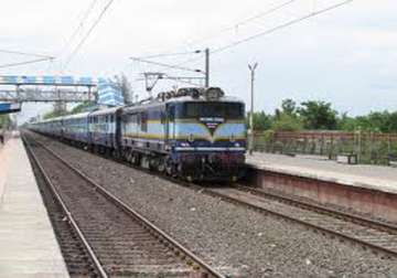 first passenger train on koderma nawadih giridih railway line