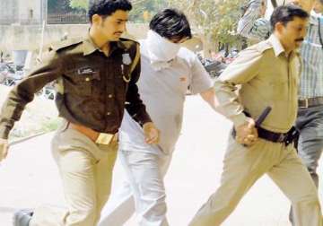 five held in agra for harassing us girls