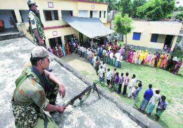 five more dead in bengal poll clashes