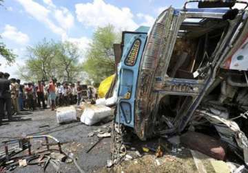 five persons die 48 injured in bihar road accidents