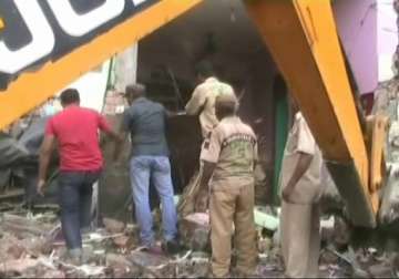 five killed in cracker blast in punjab