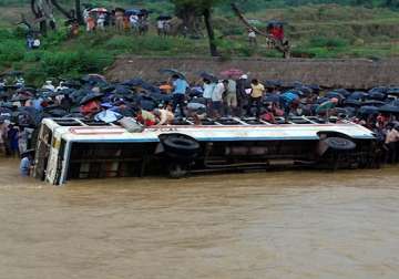 five more bodies fished out bankura accident toll now 7