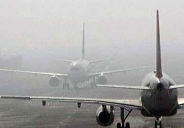 fog engulfs igi airport over 100 flight affected
