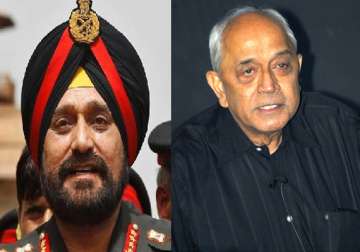 former naval chief retd army officers ask pm to set up commission to probe corruption charges in armed forces