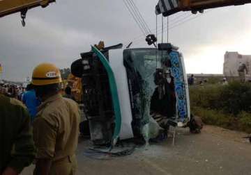four dead in bus mishap near bangalore