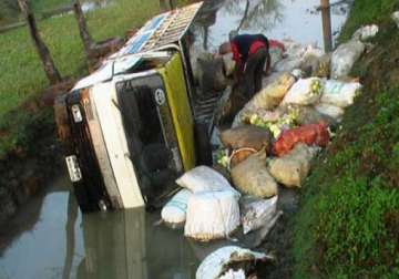 four dead 25 injured as truck falls into ditch in gujarat