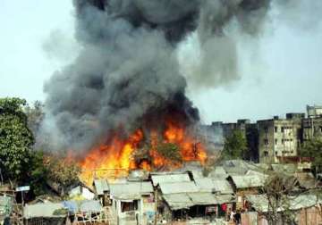 four killed in odisha slum fire
