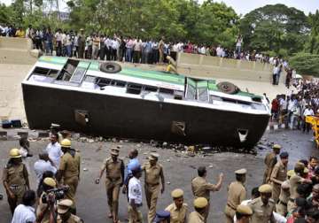 four amarnath pilgrims killed 30 injured in bus mishap in hp