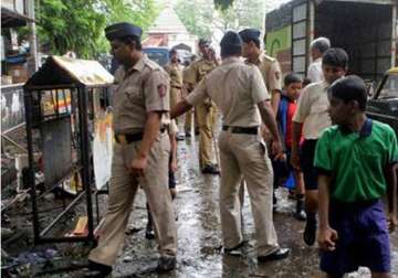 four women injured in blast near mumbai