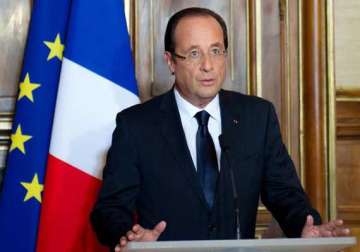 french president invites narendra modi to visit france