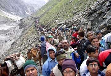 fresh batch of 2 140 pilgrims leave for amarnath