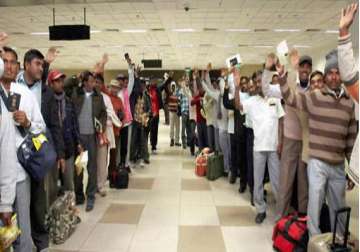 fresh passports to indians returning from libya