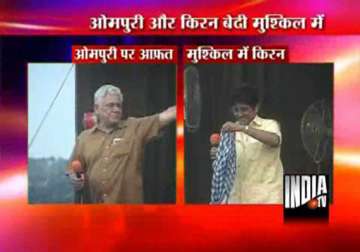 furious mps send privilege notices against om puri kiran bedi