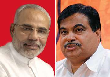 gadkari praises modi chouhan govts