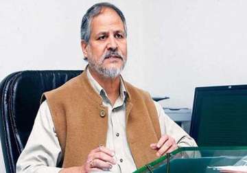 give power cut schedule in delhi najeeb jung to discoms