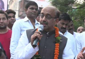 bjp leader vijay goel embarks on yatra around delhi villages