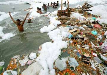 government to rope in national foreign experts to rejuvenate yamuna