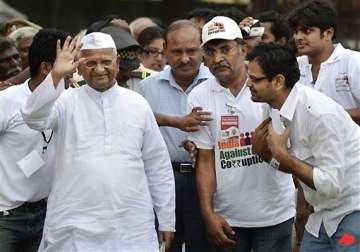 govt has done nothing against graft anna hazare