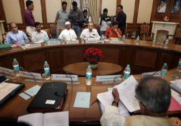 govt opposes inclusion of pm in lokpal bill