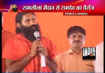 govt s efforts fail ramdev to go ahead with his fast