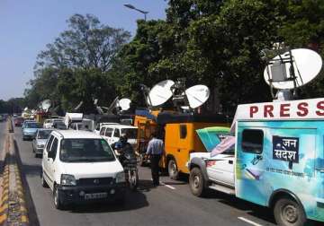 govt asks news channels to exercise restraint in protest coverage