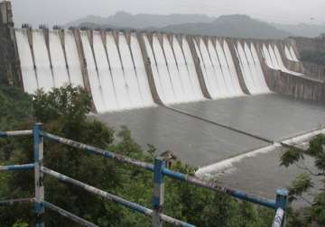 gujarat can install gates on dam but can t close them centre