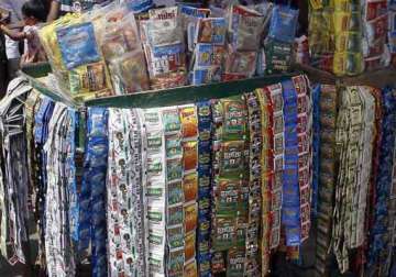 gutkha worth over rs 4 lakh seized in thane