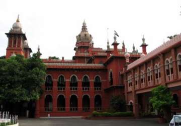 hc pulls up police for minor girl s marriage