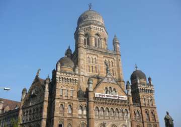 hc stops bmc from action in bombay hospital property tax issue