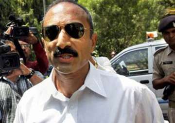 hc extends stay on framing charges against bhatt in 1990 case