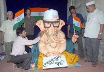 hazare is the theme for ganesha idols in chennai