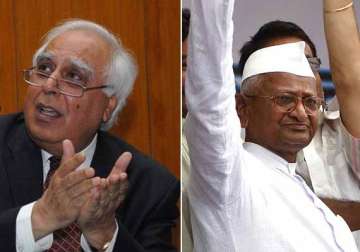 hazare wants parallel govt without accountability says kapil sibal