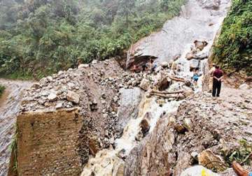 heavy rains cause landslides in arunachal