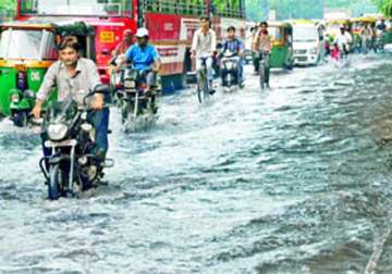 heavy rains lash saurashtra