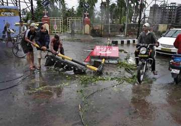 cyclone helen makes landfall in coastal andhra pradesh 7 dead