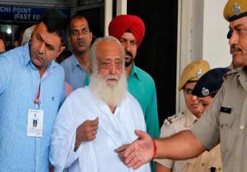 high court directs daily hearing of asaram case