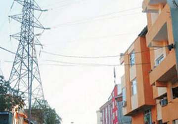 high tension wires passing through congested colonies to be removed