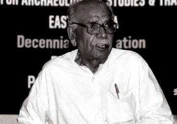 historian r s sharma passes away