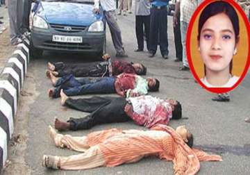 home ministry not to give all documents to cbi in ishrat case