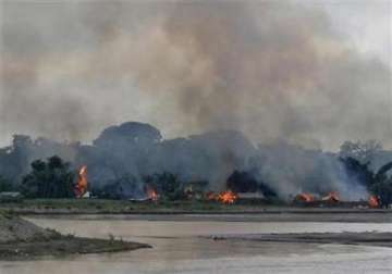 houses burnt in assam along nagaland border