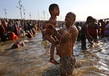 over three crore take holy dip in sangam on mauni amavasya