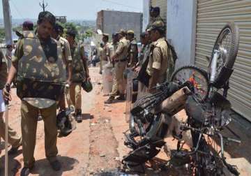hyderabad clashes brief relaxation in curfew tomorrow