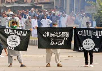 isis and al qaeda flags in kashmir put cops on high alert