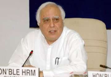 i never said zero loss if spectrum was auctioned kapil sibal