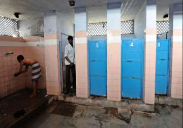 india missing 3.75 cr toilets sanitation activists